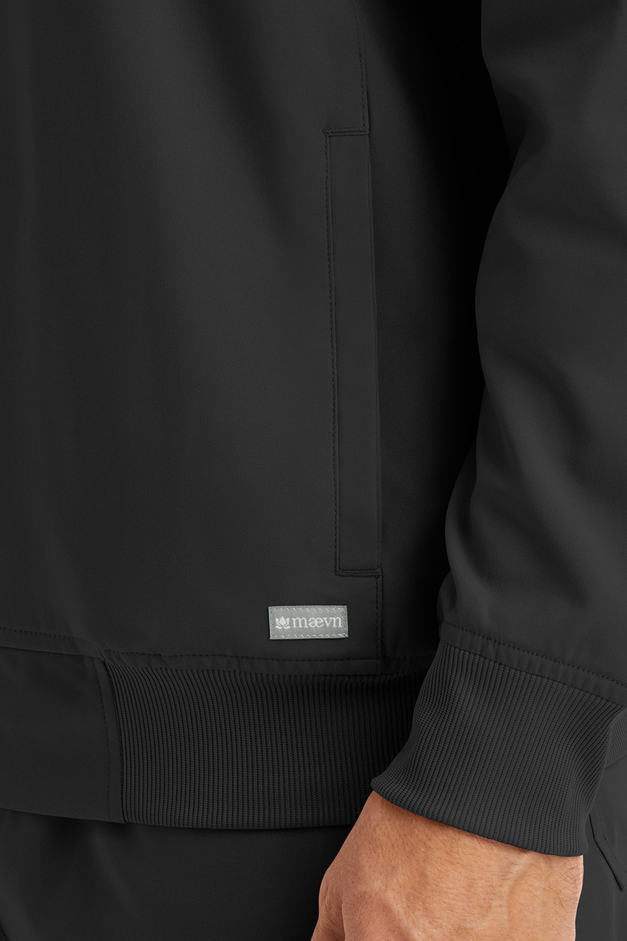 CHAQUETA CLINICA HOMBRE MOMENTUM 5861 NEGRA