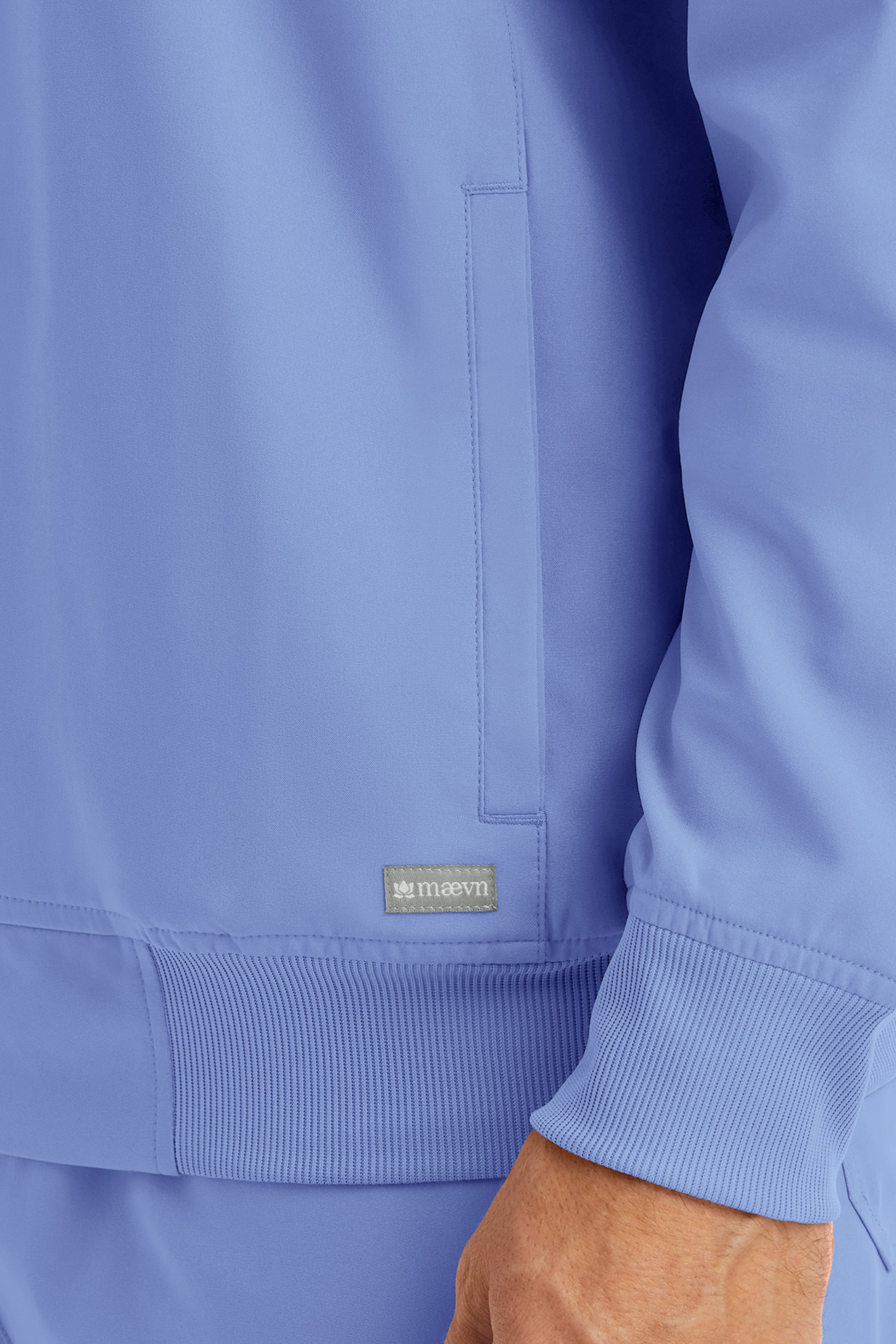 CHAQUETA CLINICA HOMBRE MOMENTUM 5861 CELESTE